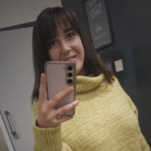 Profile photo of Molly<span class="bp-verified-badge"></span>