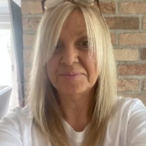Profile photo of Julie<span class="bp-verified-badge"></span>